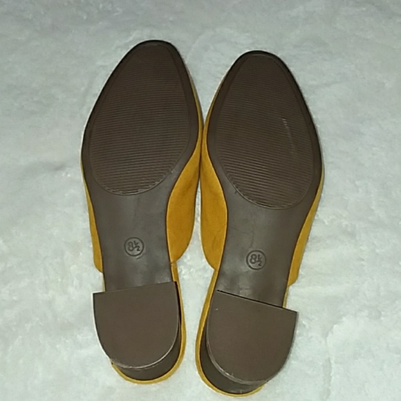 Universal Thread Mules - Picture 4 of 4